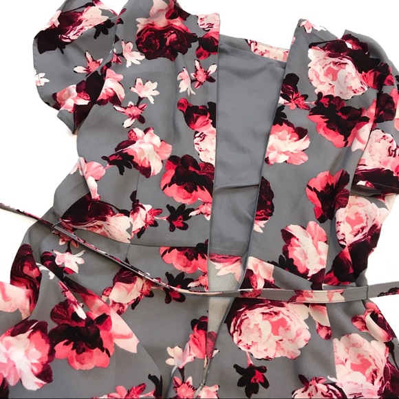 [SOLD] NY&C Eva Mendes Gray Floral Dress - Picture 4 of 7